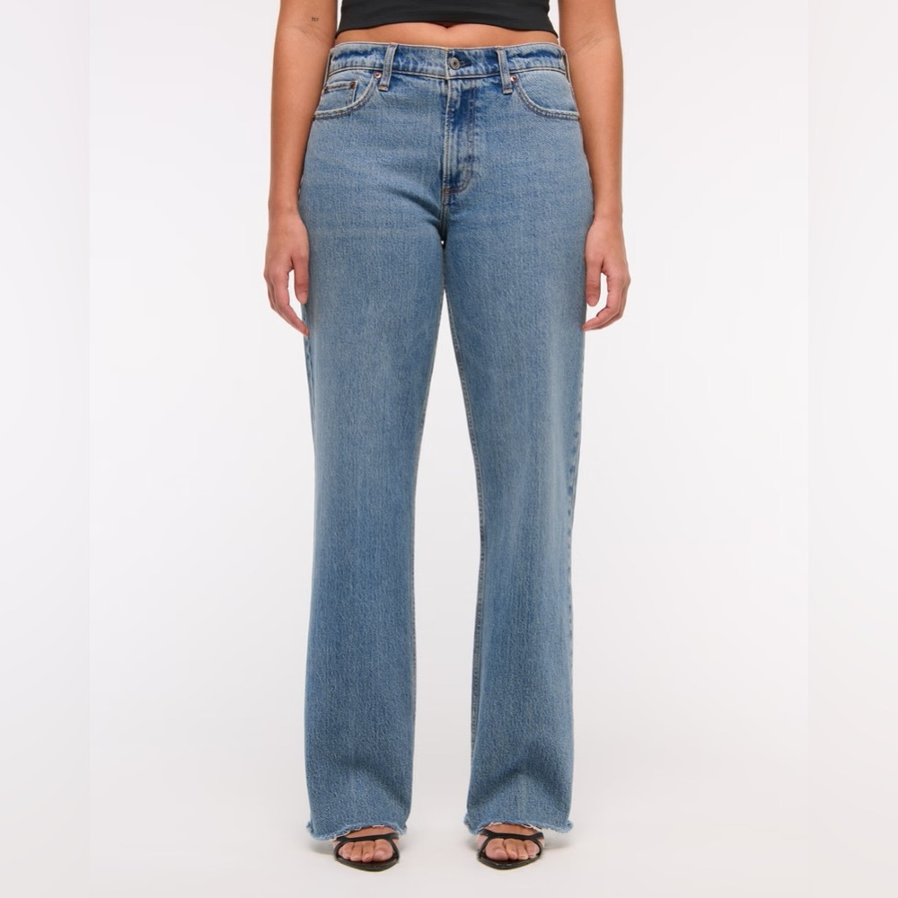 A&F | NWT Curve Love Low Rise Baggy Jean - Picture 4 of 9